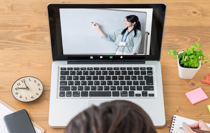 オンライン授業のイメージ