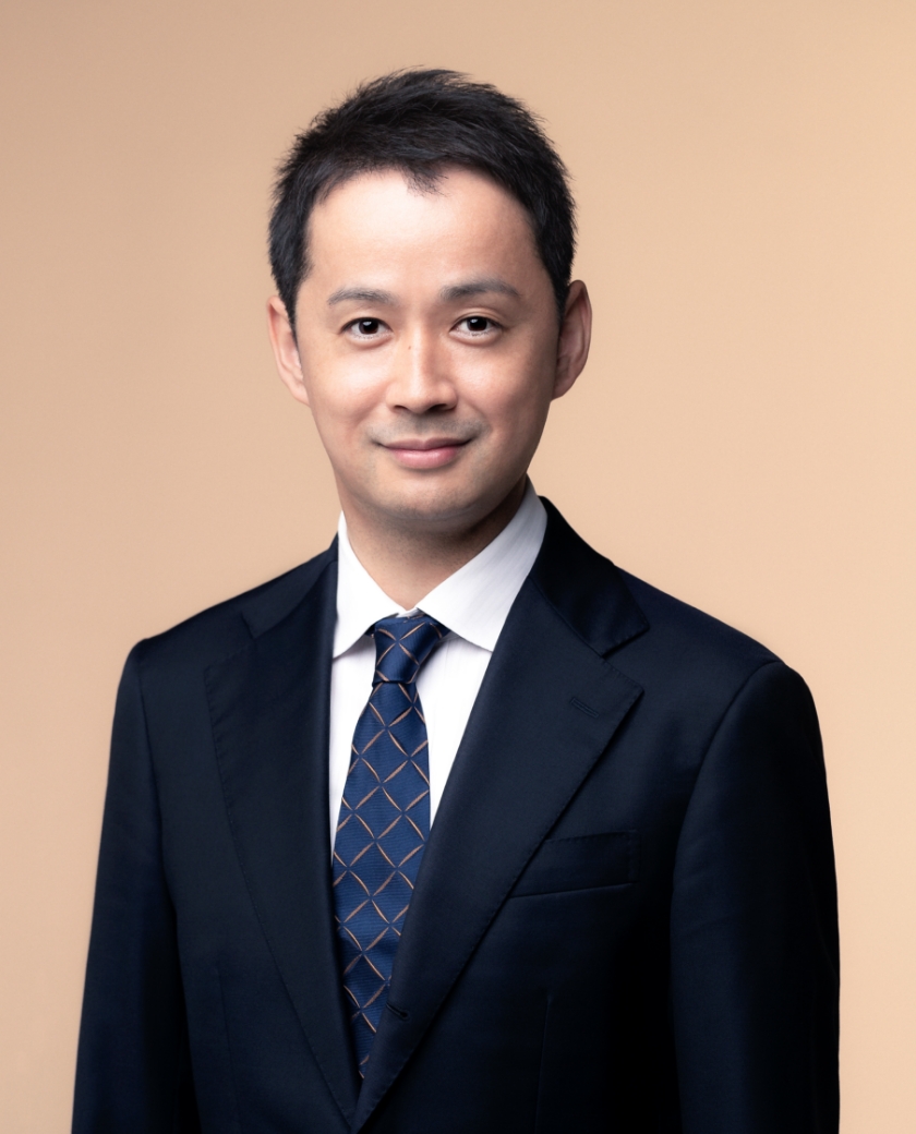 プロフィール写真｜代表取締役社長